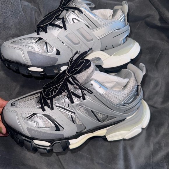 Balenciaga Track  low-top sneakers - Picture 11 of 14